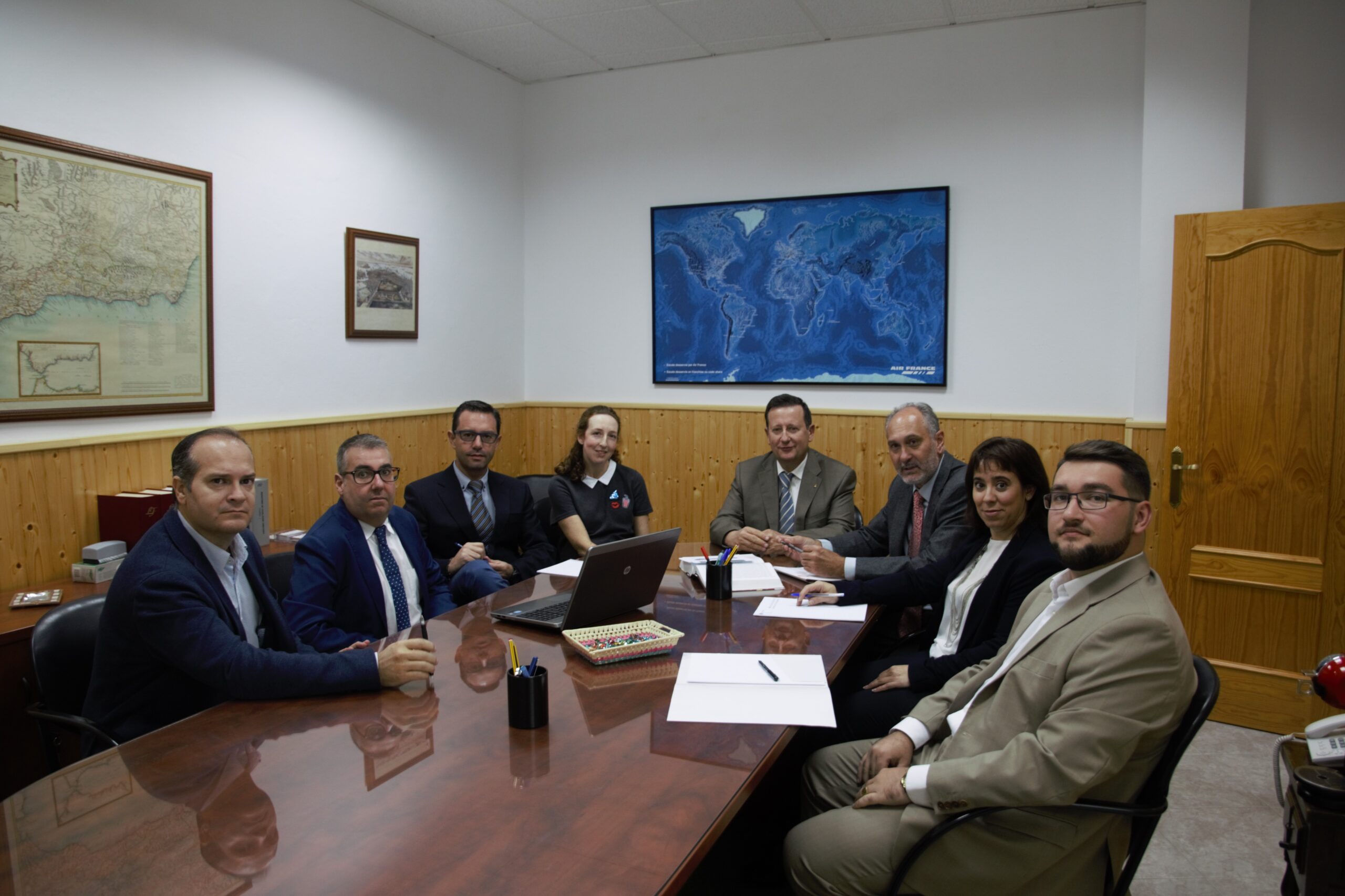 DEFENSA JURÍDICA Y ASESORÍA LEGAL